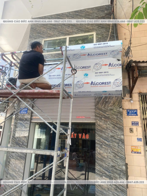ỐP ALU CỬA CUỐN